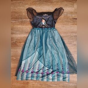 Disney Frozen 2 Toddler girl 5t size Ana nightgown or dress up play